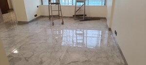 Room in 1 BHK Apartment at Harbour Heights, Colaba – for Rent