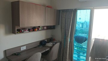 Study Room in 2 BHK Apartment at Romell Allure, Borivali East – for Sale