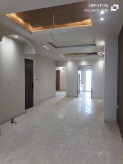 3 BHK + Servant Room Apartment For Sale in DLF The Ultima