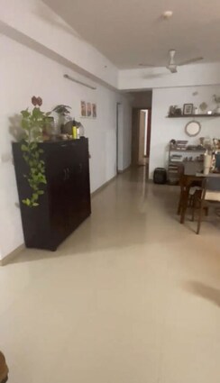 4 BHK + Servant Room Apartment For Rent in DLF New Town Heights I