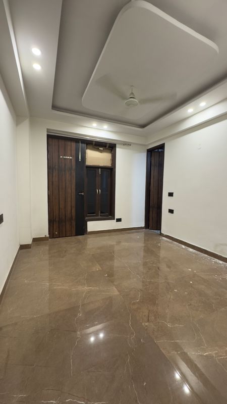 2 BHK + Servant Room Apartment For Rent in Chattarpur