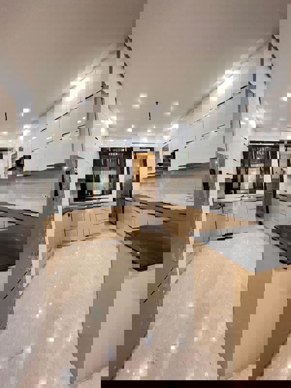 4 BHK + Servant Room,Extra Room Apartment For Sale in Wave Amore