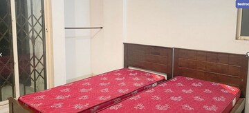 Room in  Pg at Naupada – for Rent