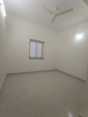 Room in 1 BHK Apartment at Kondapur – for Rent