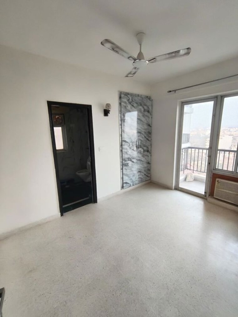 Room, kalkaji 2 Bedroom 820 Sq.Ft. Builder Floor In Kalkaji Delhi 9899024
