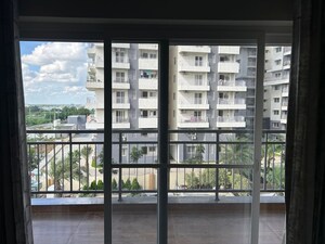 Room in 2 BHK Apartment at Bricks Cyberwoods, Osman Nagar – for Sale