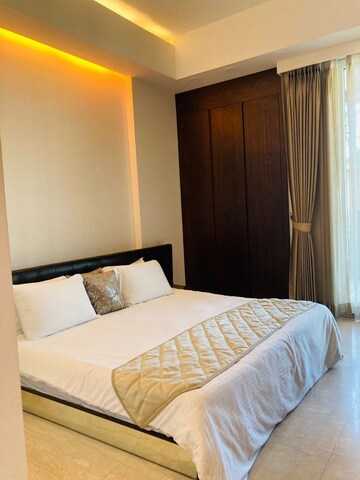 Bedroom in 3 BHK Apartment at Ambience Creacions, Sector 22 – for Rent