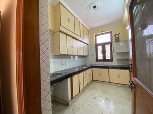 Kitchen in 1 BHK Builder Floor at Dev Apartments Sector 49, Sector 49 – for Rent