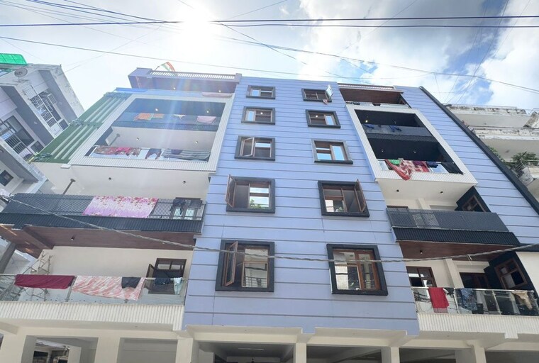 Exterior View, panchsheel vihar 3 Bedroom 100 Sq.Yd. Builder Floor In Panchsheel Vihar Delhi 9899132