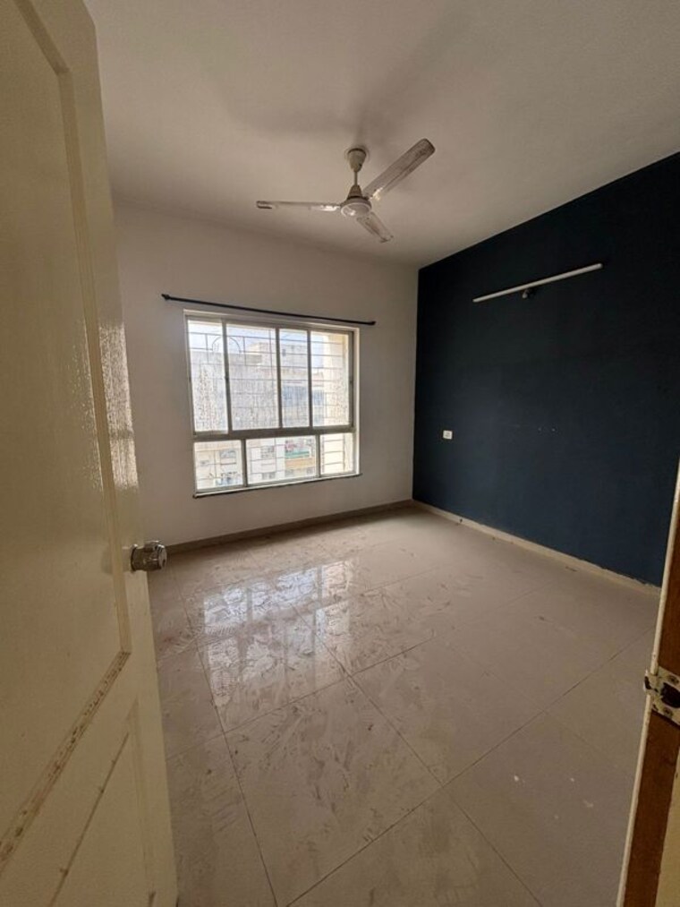 Room, g-k-daffodils-housing-society 2 Bedroom 860 Sq.Ft. Apartment In Pimple Saudagar Pune 9899411