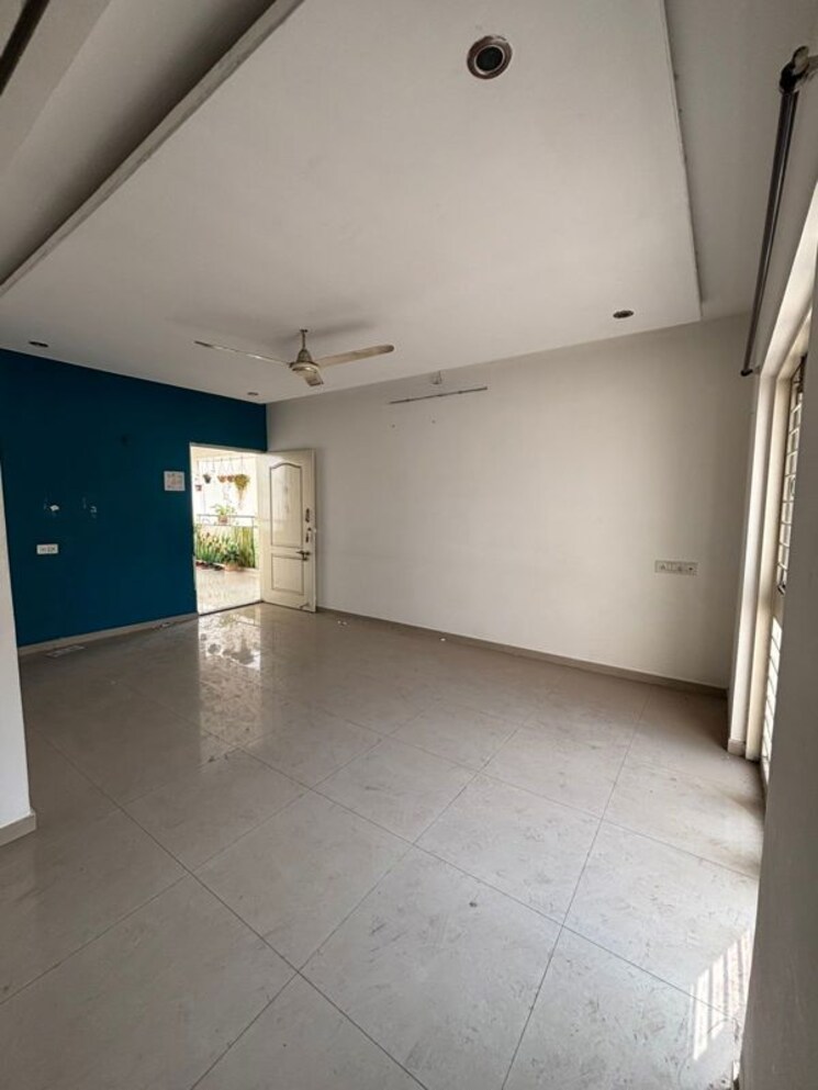 Room, g-k-daffodils-housing-society 2 Bedroom 860 Sq.Ft. Apartment In Pimple Saudagar Pune 9899411