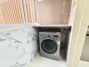 Team Area in 2.5 BHK Apartment at Goregaon West – for Rent