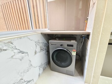 Team Area in 2.5 BHK Apartment at Goregaon West – for Rent