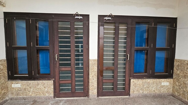 Exterior View, tulip-mall 3 Bedroom 2200 Sq.Ft. Builder Floor In Sector 46 Noida 9899761