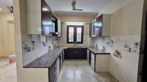 Kitchen in 3 BHK Builder Floor at Tulip Mall, Sector 46 – for Rent