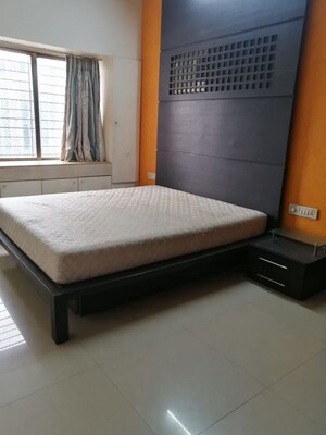 Bedroom in 3 BHK Apartment at Raheja Sherwood, Goregaon East – for Rent