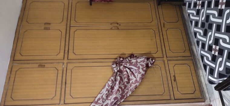  Parking, new agra colony 4 Bedroom 1250 Sq.Ft. Independent House In New Agra Colony Agra 9899813