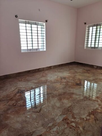 Room in 2 BHK Independent House at Kelamangalam rd – for Sale