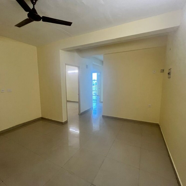 Room, pyramid-urban-homes-2 3 Bedroom 700 Sq.Ft. Apartment In Sector 86 Gurgaon 9899877