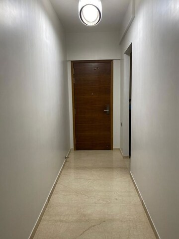 Room in 3 BHK Apartment at Omkar Alta Monte, Malad East – for Rent