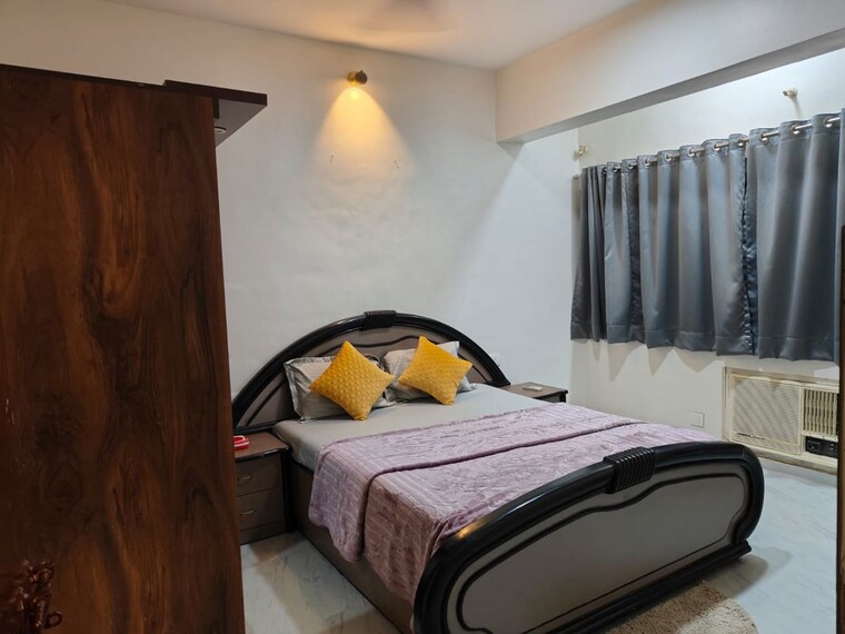 Bedroom, satra-one 2 Bedroom 701 Sq.Ft. Apartment In Goregaon West Mumbai 9899943