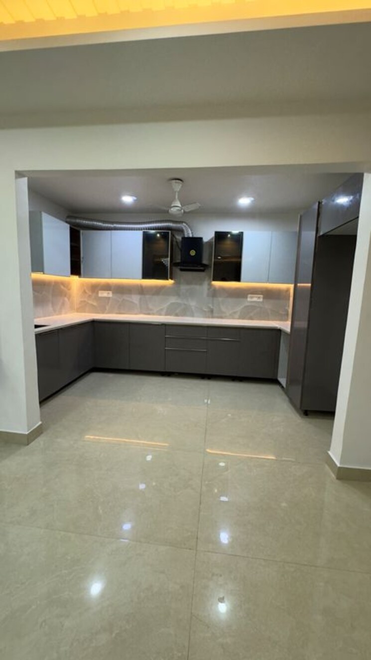 Kitchen, chattarpur 3 Bedroom 1450 Sq.Ft. Apartment In Chattarpur Delhi 9899950