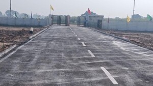   Plot at Badalpur – for Sale