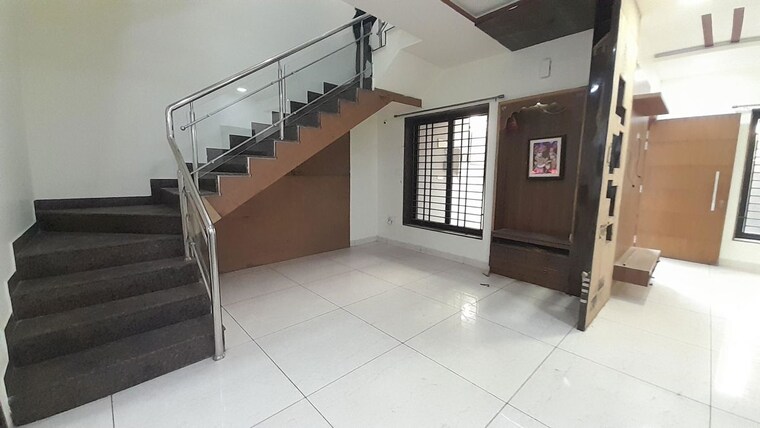 Room, mowa 3 Bedroom 2300 Sq.Ft. Villa In Mowa Raipur 9900065