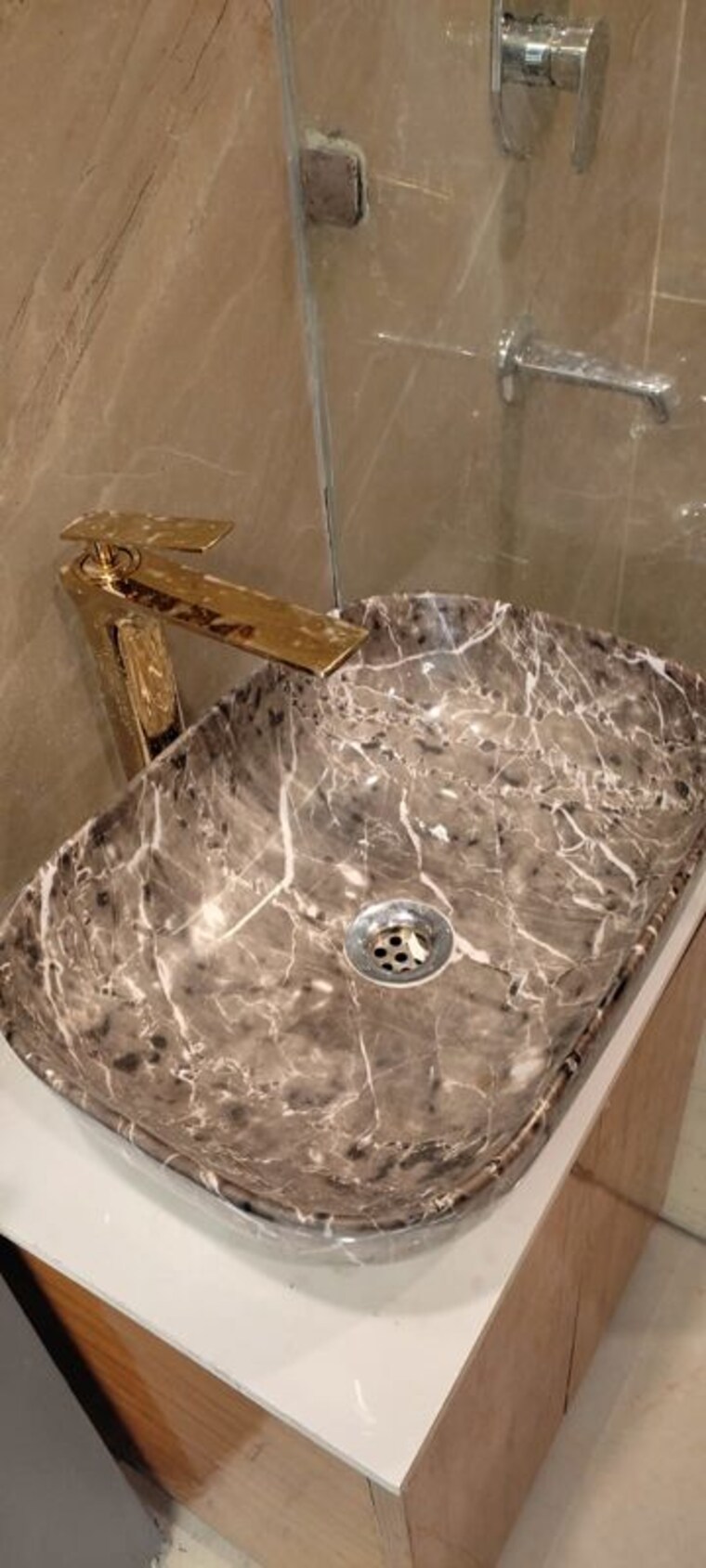 Bathroom, saket 3 Bedroom 1350 Sq.Ft. Builder Floor In Saket Delhi 9900238