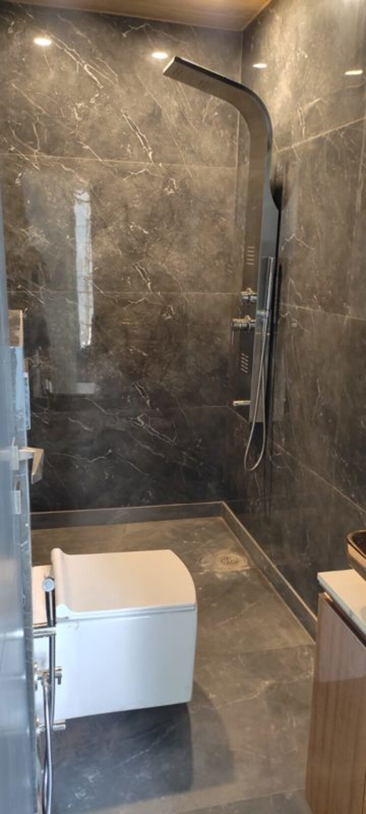 Bathroom, saket 3 Bedroom 1350 Sq.Ft. Builder Floor In Saket Delhi 9900238