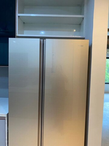 Bedroom in 3 BHK Builder Floor at Saket – for Sale