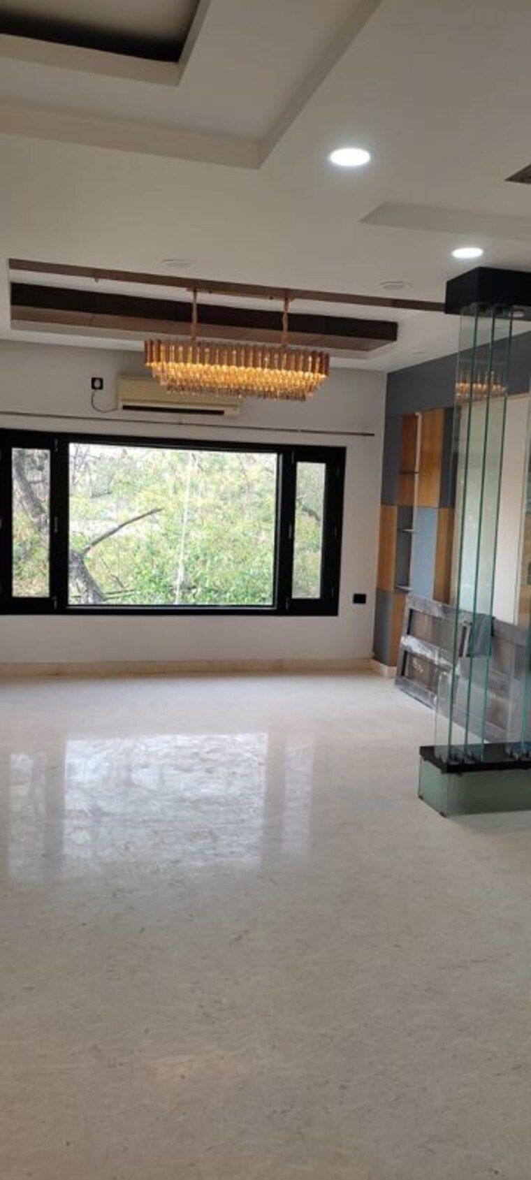 Room, saket 3 Bedroom 1350 Sq.Ft. Builder Floor In Saket Delhi 9900238
