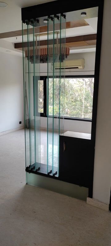 Room in 3 BHK Builder Floor at Saket – for Sale