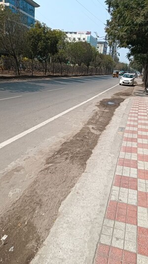 Parking in  Showroom at Madhapur – for Rent