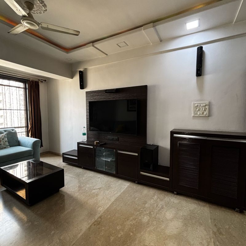 2 BHK Apartment For Rent in Goregaon East