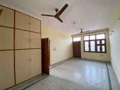 1 BHK Independent House For Rent in Sector 49
