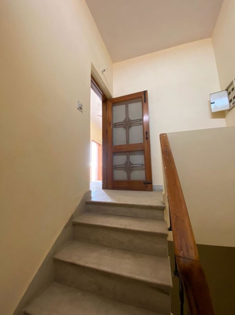undefined, sector 49 1 Bedroom 1000 Sq.Ft. Independent House In Sector 49 Noida 9900270