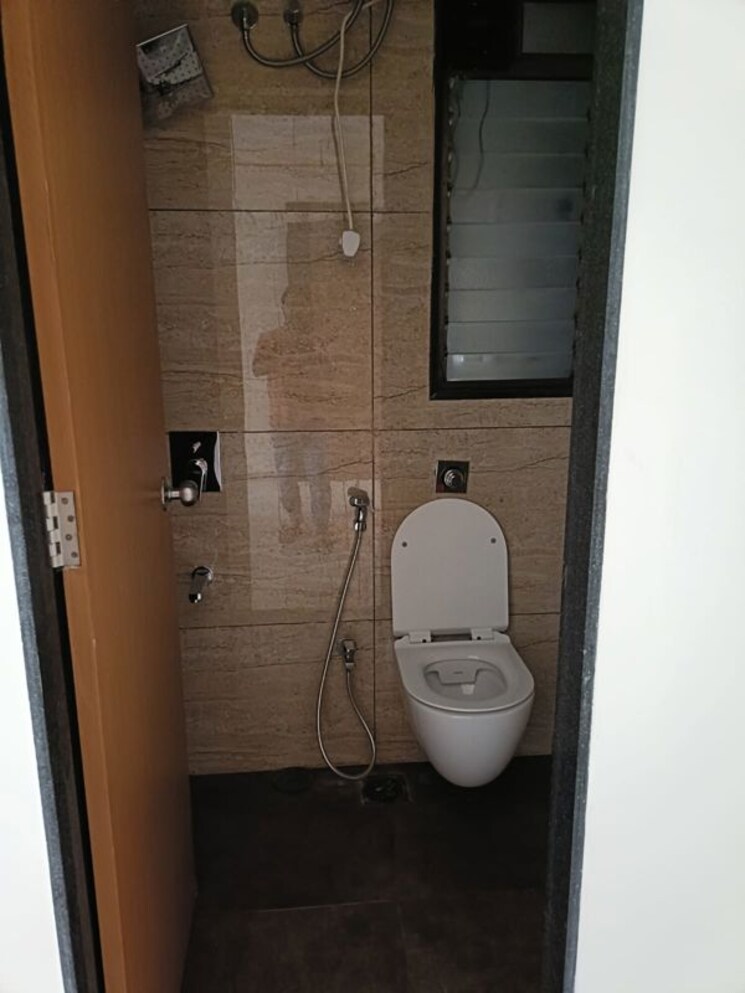 Bathroom, ani-anu-sri-balaji-enclave 2 Bedroom 604 Sq.Ft. Apartment In Malad West Mumbai 9900312
