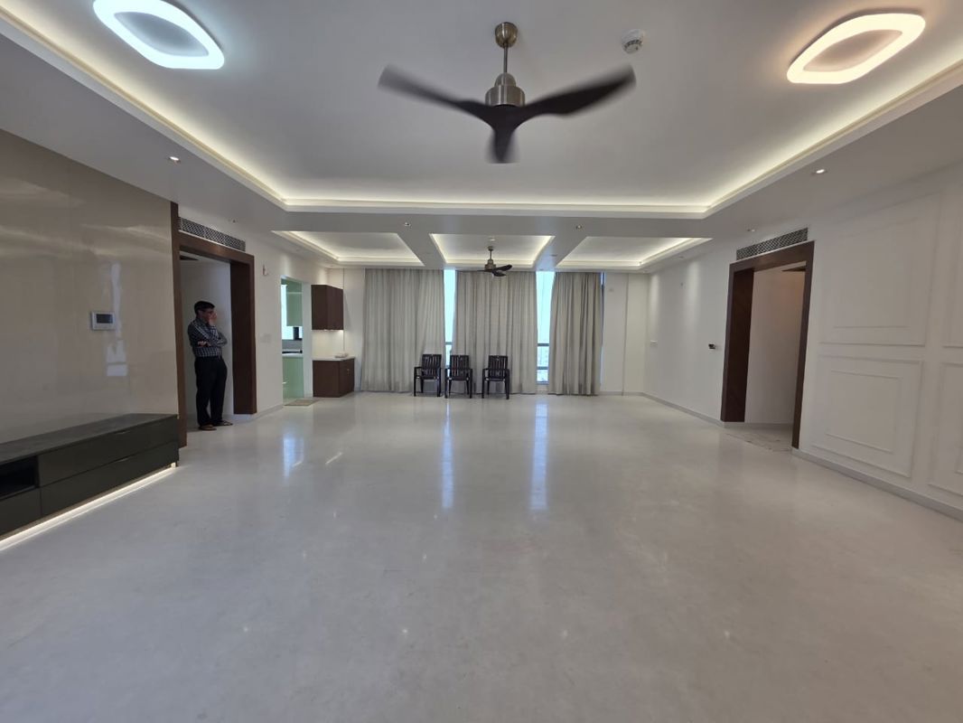 4 BHK + Servant Room Apartment For Rent in Mantri Pinnacle