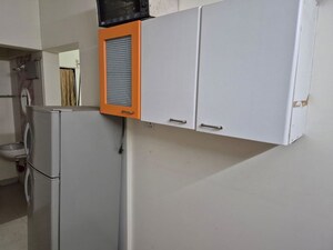 Furnished Amenities in 1 BHK Apartment at Magarpatta Annex, Hadapsar – for Rent