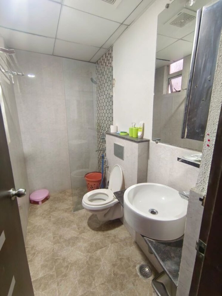 Bathroom, gaur-saundaryam 3 Bedroom 1740 Sq.Ft. Apartment In Tech Zone 4 Greater Noida Greater Noida 9900237