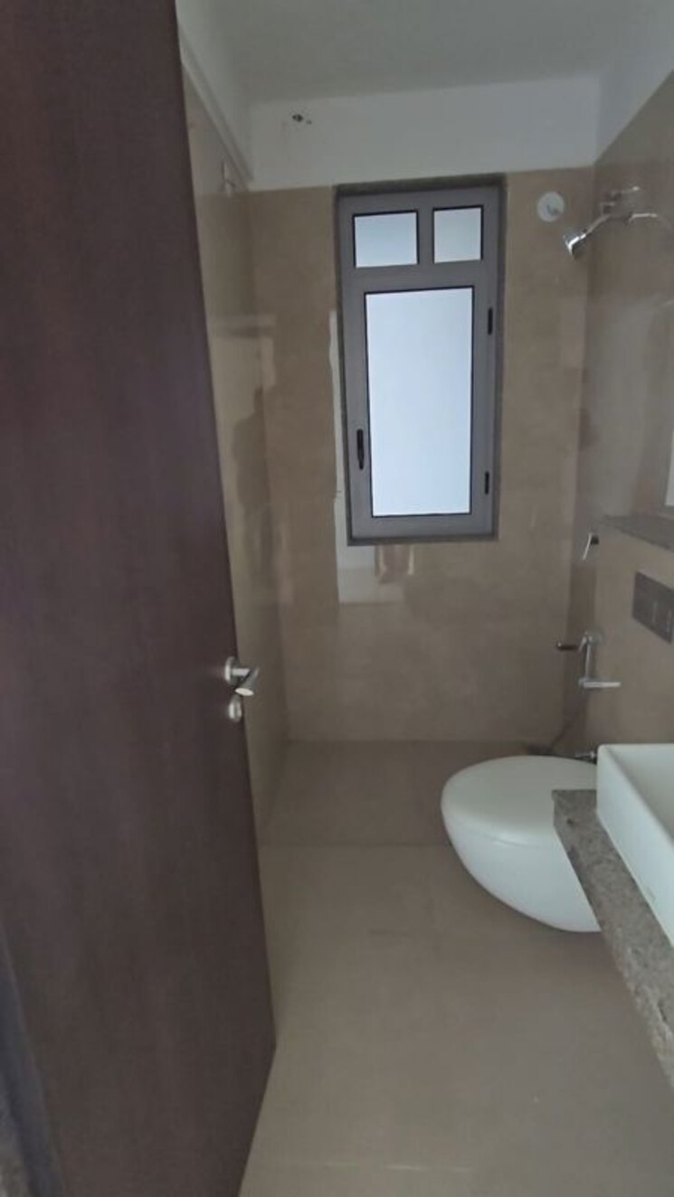 Bathroom, sunteck-city-avenue-4 3 Bedroom 902 Sq.Ft. Apartment In Goregaon West Mumbai 9900350