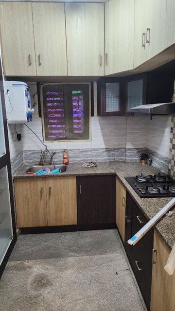 Team Area in 2 BHK Apartment at Meridian Dreamz, Richmond Town – for Rent