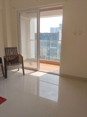 Room in 2 BHK Apartment at Pawar Riseonic, Mundhwa – for Rent