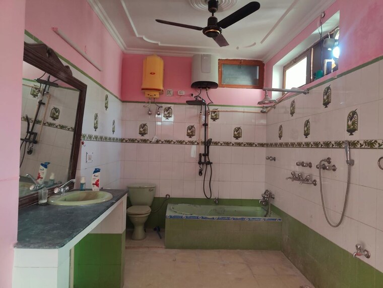 Master Bedroom, canal road 2 Bedroom 1600 Sq.Ft. Builder Floor In Canal Road Dehradun 9900512