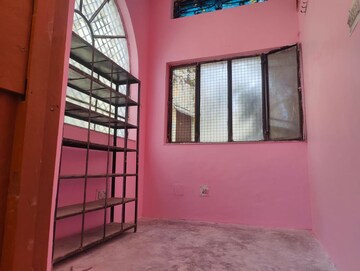 Room in 2 BHK Builder Floor at Canal Road – for Rent