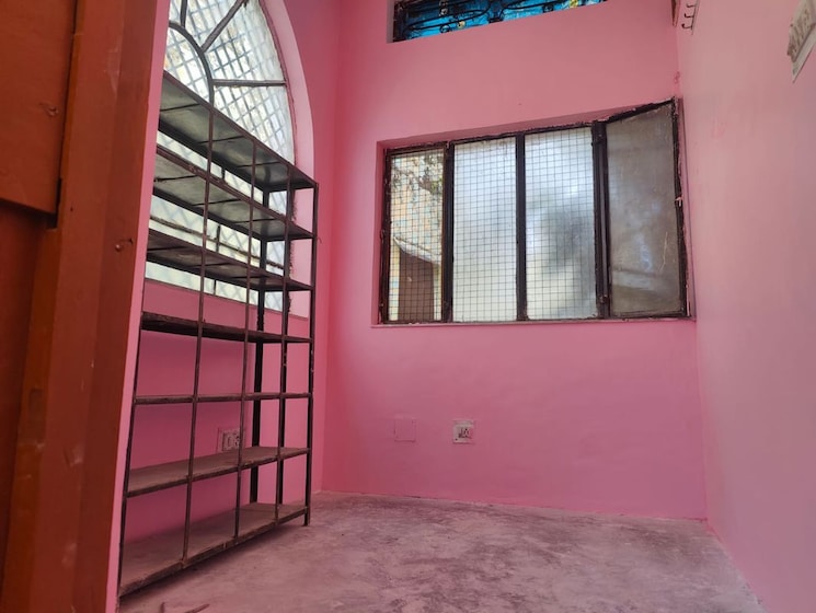 Room, canal road 2 Bedroom 1600 Sq.Ft. Builder Floor In Canal Road Dehradun 9900512