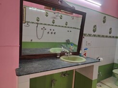 2 BHK Builder Floor For Rent in Canal Road