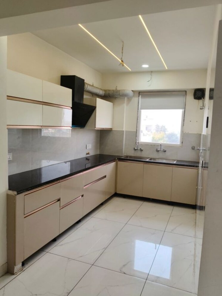Kitchen, sector 26 3 Bedroom 2200 Sq.Ft. Builder Floor In Sector 26 Panchkula 9900515