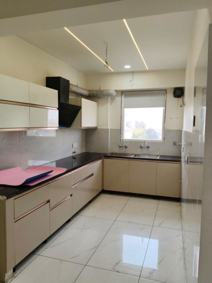 Kitchen, sector 26 3 Bedroom 2200 Sq.Ft. Builder Floor In Sector 26 Panchkula 9900515